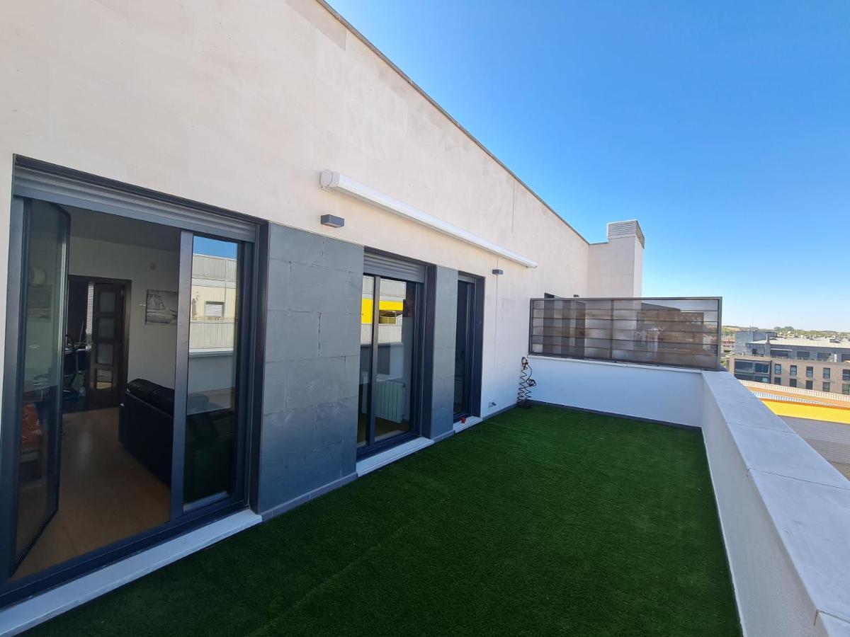 Atico De Lujo En El Centro De Burgos Appartement Buitenkant foto